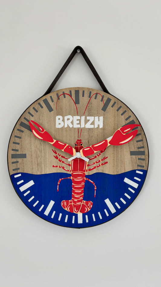Upcycled lobster clock